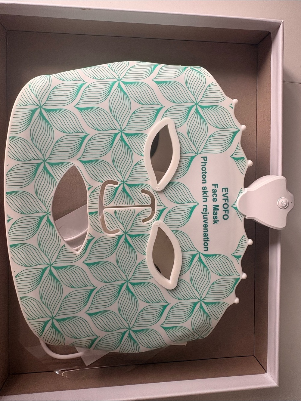 LED Light Therapy Mask - White - Picture 2 of 2
